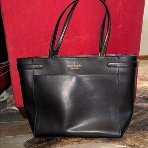 🖤 Kate Spade Black Leather Tote — Timeless & Chic